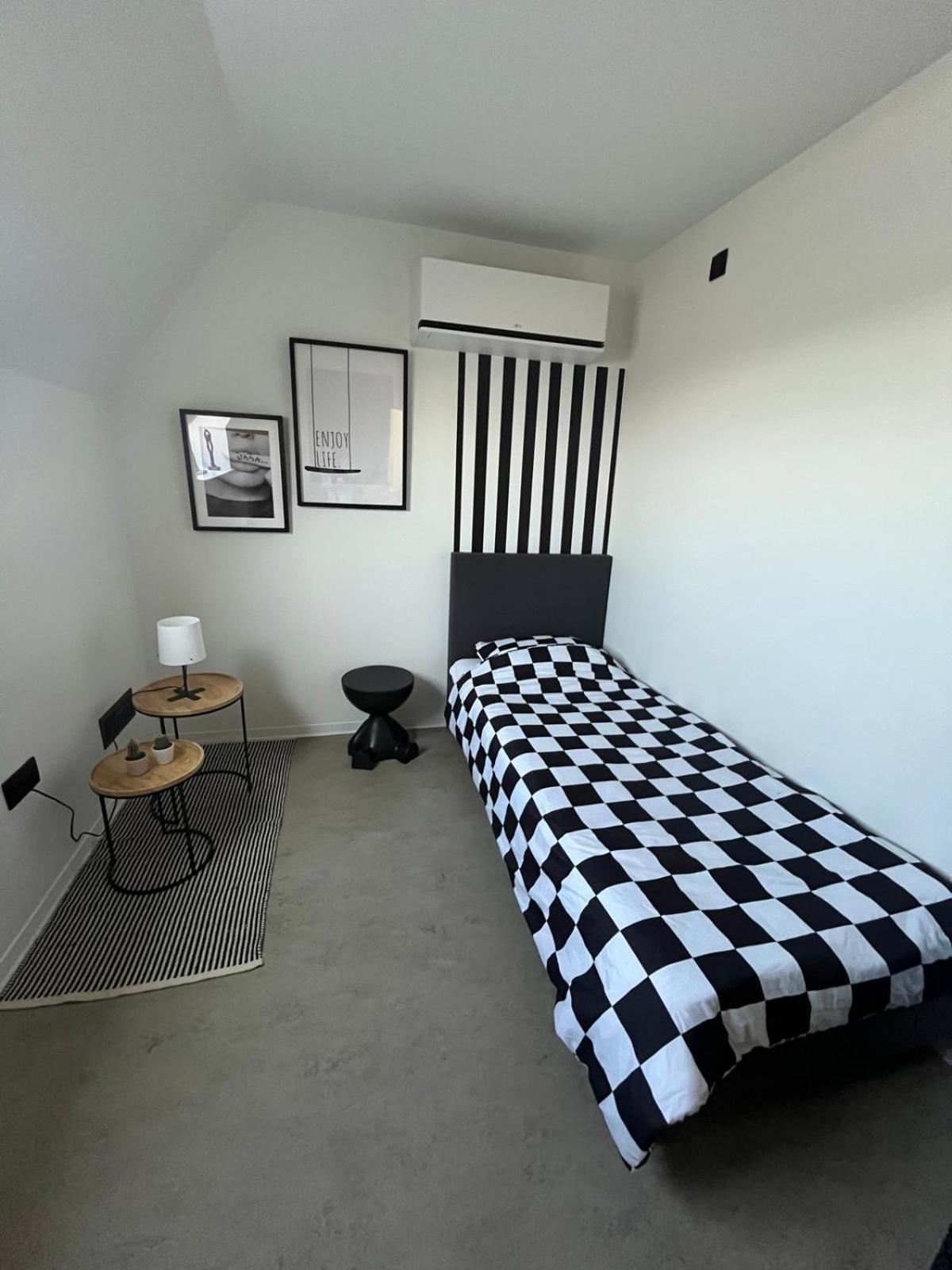 Gt Lounge Villa Heusden-Zolder Bagian luar foto